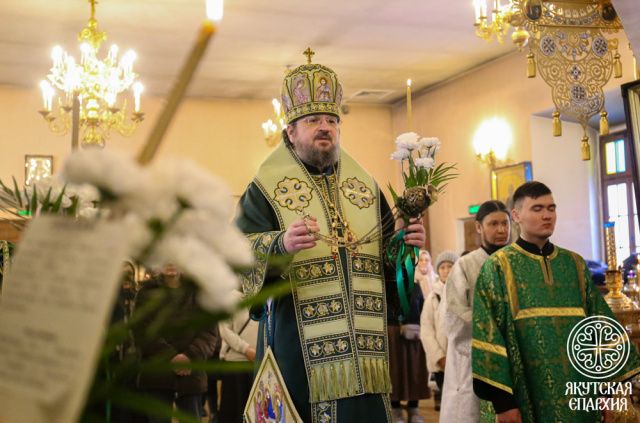 Богослужения в Преображенском соборе с 7 по 12 апреля