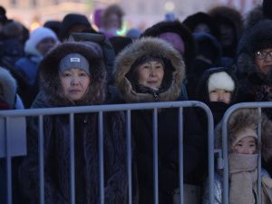 В Якутске состоялась торжественная церемония зажжения первой новогодней елки в стране