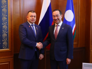 Глава Якутии Айсен Николаев встретился с лидером сообщества «Движение Первых» Артуром Орловым