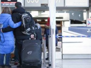 Мишустин подписал распоряжение о возврате денег туристам