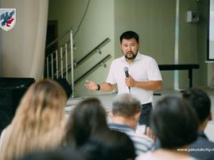 Евгений Григорьев обсудил с жителями Губинского округа торговлю алкоголем