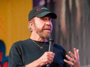 Умер Чак Норрис