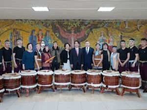 Посол Японии посетил ДДН им. А.Е. Кулаковского