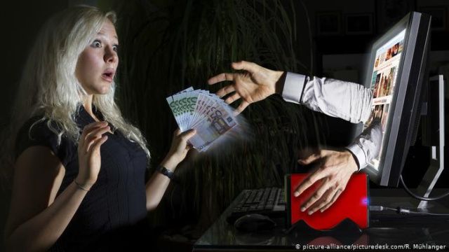 Жительница Якутска взяла в банке кредит и перевела мошенникам более миллиона рублей