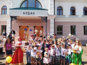 Юные каратисты Алдана завоевали 15 медалей на соревнованиях в Китае