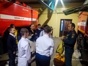 Уроки мужества среди подрастающего поколения