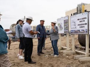 Владимир Аржаков провел объезд строящихся новых образовательных учреждений столицы