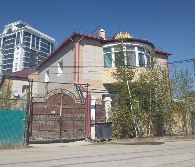 Смертельно опасный уход: в Якутске престарелых поселили на пороховой бочке? 