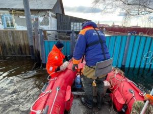 16 населенных пунктов остаются подтопленными в Намском районе Якутии