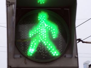 В Якутске запущен новый пешеходный режим работы светофоров