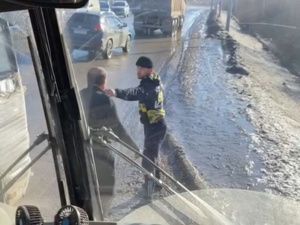 Конфликт водителей автобусов в Якутске едва не закончился дракой