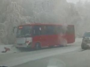 В Якутске маршрутный автобус попал в ДТП