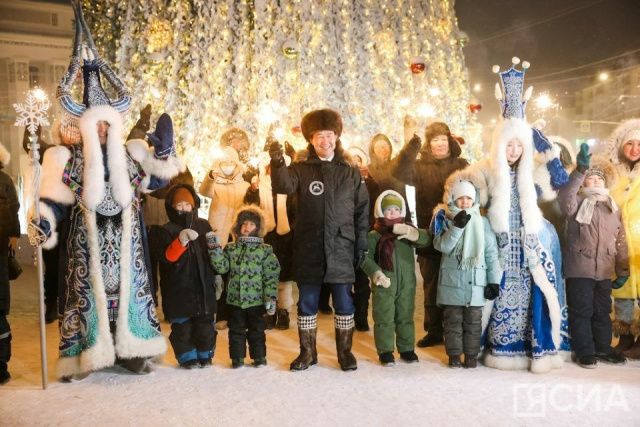 Глава Якутии Айсен Николаев поздравил с новым 2024 годом