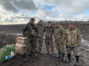 Делегация Хангаласского района Якутии доставила гуманитарный груз в зону СВО
