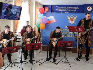 В УФСИН поздравили сотрудниц с Международным женским днем