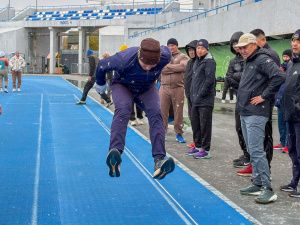Спортивный азарт и командный дух: спартакиада МЧС объединила легкоатлетов и силачей
