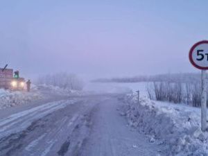 На ледовом автозимнике Кангалассы — Соттинцы через реку Лену повышена грузоподъемность
