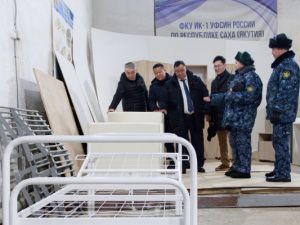 Главные врачи районных больниц Якутии и представители материально-технической службы Северо-Восточного Федерального университета им. М.К. Аммосова высоко оценили производственные возможности ИК-1