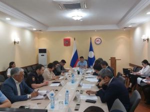 В Якутии продолжается подготовка к проведению Ысыаха Олонхо в Оймяконском районе