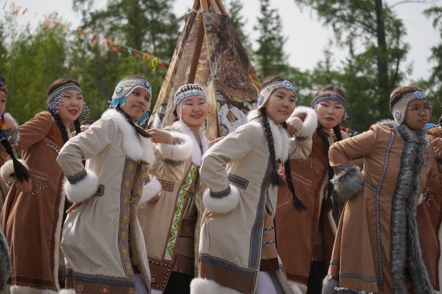 На эвенкийский Новый год в Якутию приехали гости с Чукотки и Красноярского края