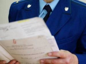 В Среднеколымском улусе мужчина похитил 13 бочек с авиационным топливом