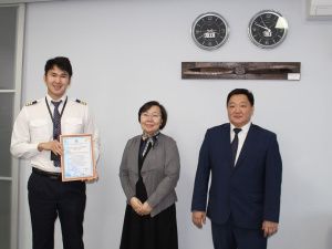 Летный состав авиакомпании «Якутия» наградили за профессионализм во время реконструкции аэропорта