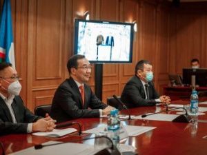 Айсен Николаев поздравил олекминчан с вводом станции водоснабжения