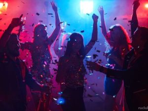 В Якутске 18-летний "кавалер" обворовал женщину, с которой познакомился в ночном заведении