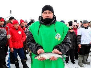 Соревнования по зимней рыбалке и туристический слет сотрудников УФСИН состоялись в п.Мохсоголлох 