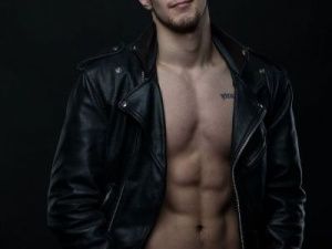 Красавчик из Якутии участвует в конкурсе Mr. HOLOSTYAK RUSSIA