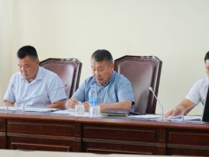 В Окружной администрации Якутска прошло совещание с застройщиками