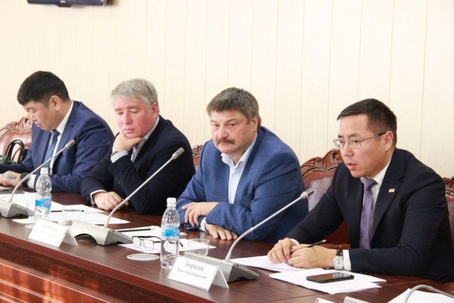 Делегация АК «Железные дороги Якутии» приняла участие в рабочей встрече в Правительстве Амурской области