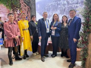 Сергей Кириенко вручил Якутии приз за лучшее гастрономическое представление на выставке «Россия»