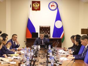 Кирилл Бычков провел совещание по вопросам взаимодействия Якутии и АЛРОСА