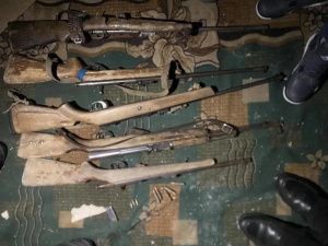 Пять единиц незарегистрированного оружия изъяли полицейские у жителя Усть-Майского района