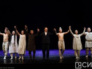 «Народ саха сохранил свою уникальную культуру»: казахские зрители высоко оценили спектакль-олонхо