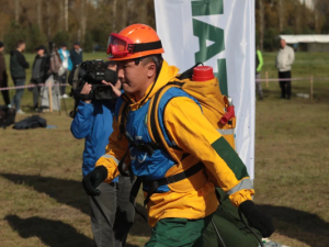 Якутянин вошел в ТОП-20 сильнейших лесных пожарных страны