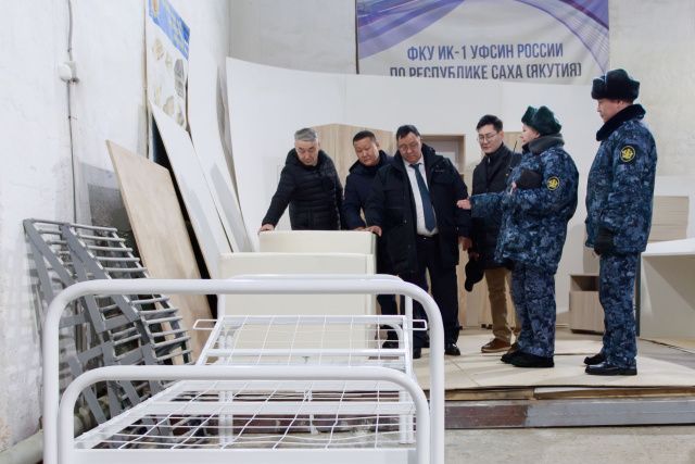 Главные врачи районных больниц Якутии и представители материально-технической службы Северо-Восточного Федерального университета им. М.К. Аммосова высоко оценили производственные возможности ИК-1