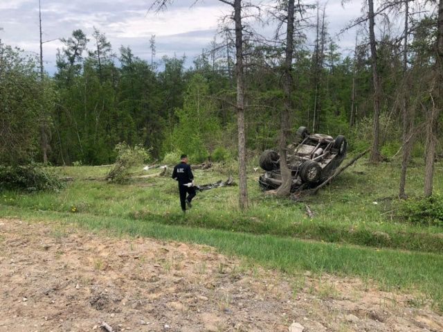 В Мегино-Кангаласском районе водитель получил множественные травмы в ДТП