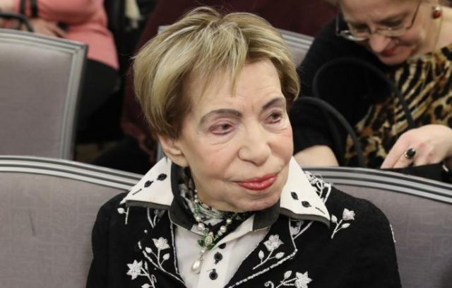 В возрасте 102 лет умерла вдова поэта Андрея Вознесенского