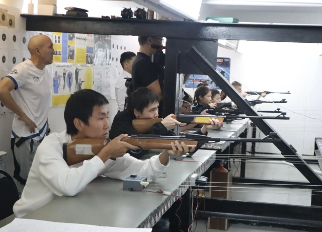 В Якутске проходит Республиканский турнир по пулевой стрельбе среди школьников