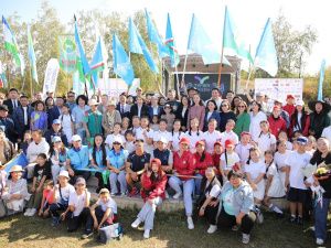 В Нюрбе состоялось официальное открытие II Республиканского молодежного фестиваля «Түмэр түгэн»