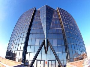 Суд постановил продать недвижимое имущество Комдрагметалла в счет долгов ФАПК «Якутия»