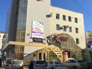 В Якутске салют ювелирной фирмы возмутил жителей соседних домов 