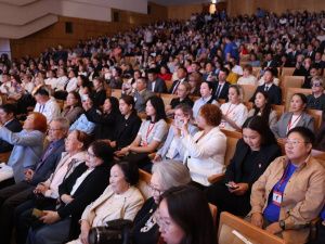 Глава Якутии обозначил ключевые задачи развития образования в республике 