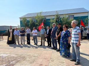 Красному городу — красного мэра!