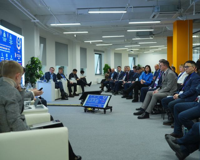 В Якутске провели диалог о будущем в рамках III Всероссийского муниципального форума «Малая родина – сила России»