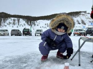 Соревнования по подледной рыбалке состоялись в пригороде Якутске