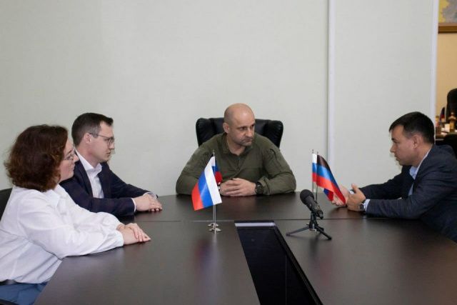 В 2024 году Якутия намерена поставить в ДНР лазерную офтальмологическую установку и томограф