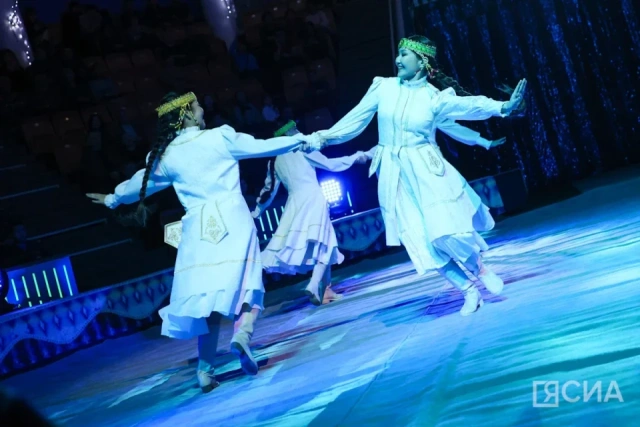 В Якутске провели новогодний благотворительный концерт «Для своих»